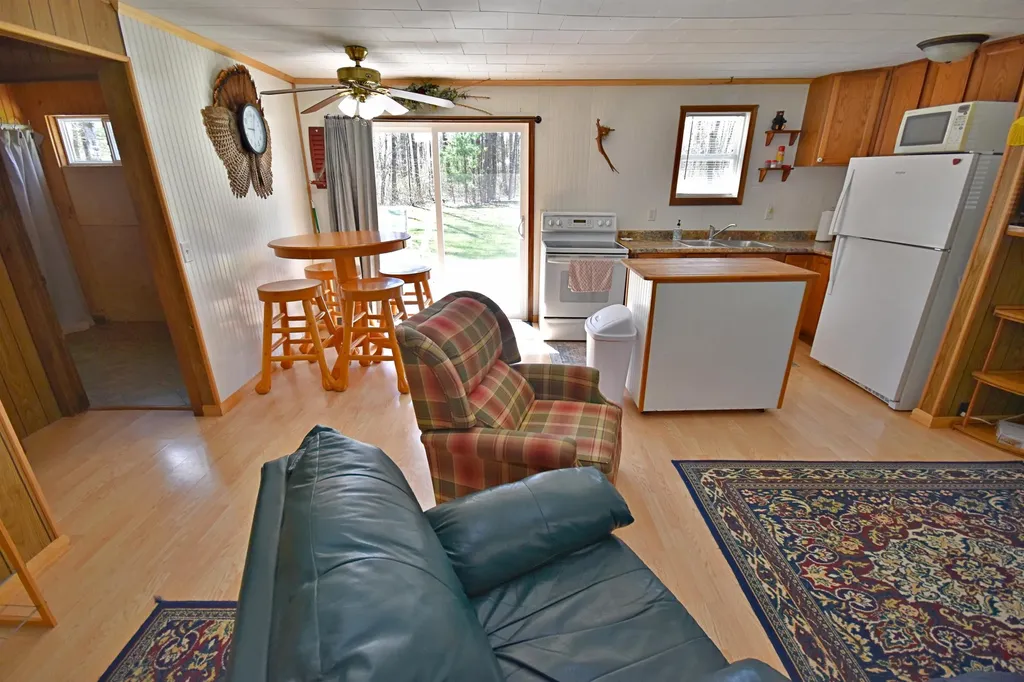 11385 Stockwell Redding Township MI 49665