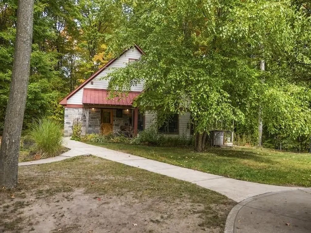 55 S Hope Ridge Blair Township MI 49696