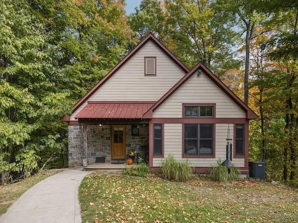 55 S Hope Ridge Blair Township MI 49696