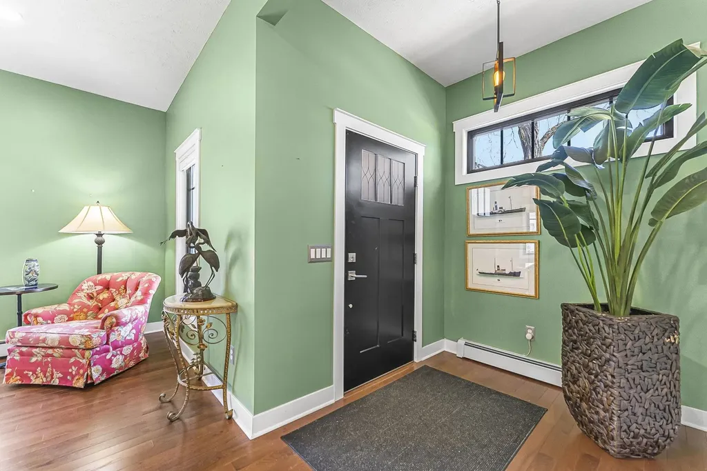 303 W Eleventh Street Traverse City City MI 49684