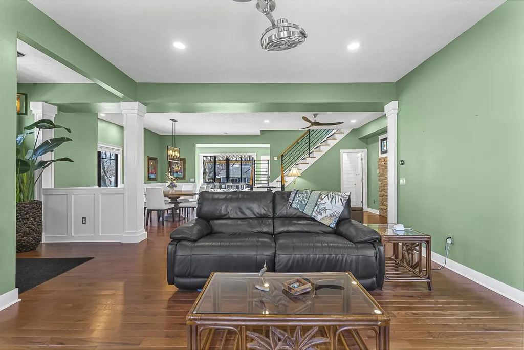 303 W Eleventh Street Traverse City City MI 49684