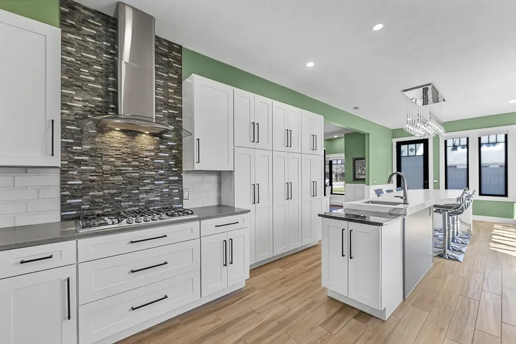 303 W Eleventh Street Traverse City City MI 49684