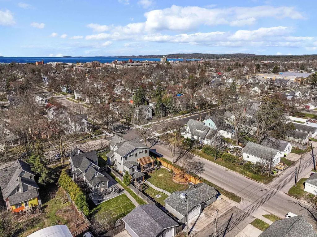 303 W Eleventh Street Traverse City City MI 49684