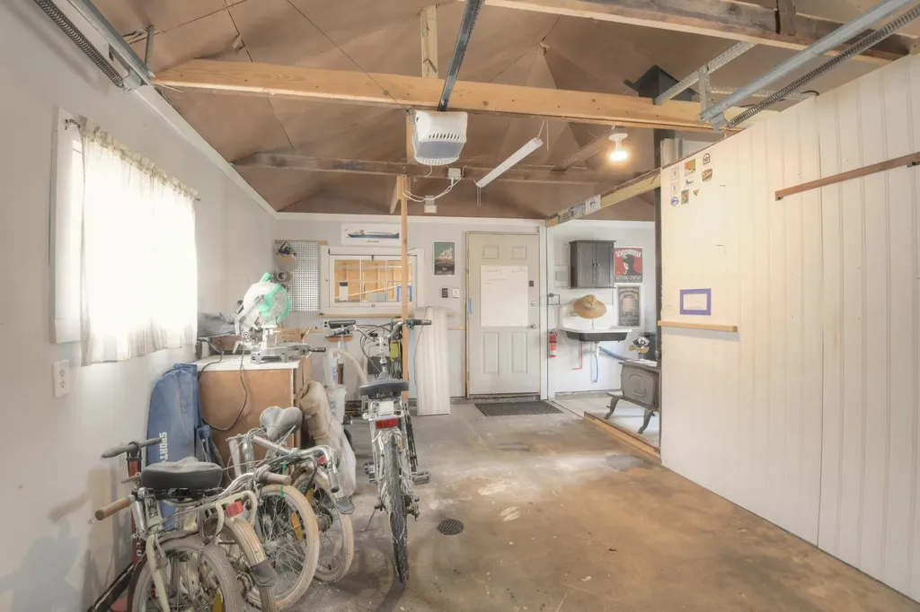 303 W Eleventh Street Traverse City City MI 49684