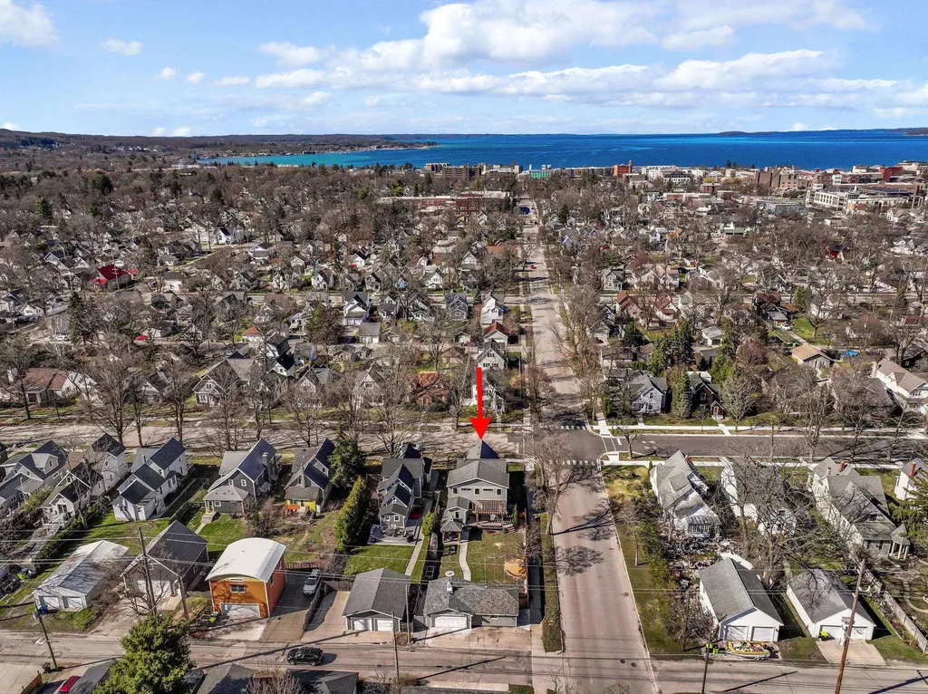 303 W Eleventh Street Traverse City City MI 49684