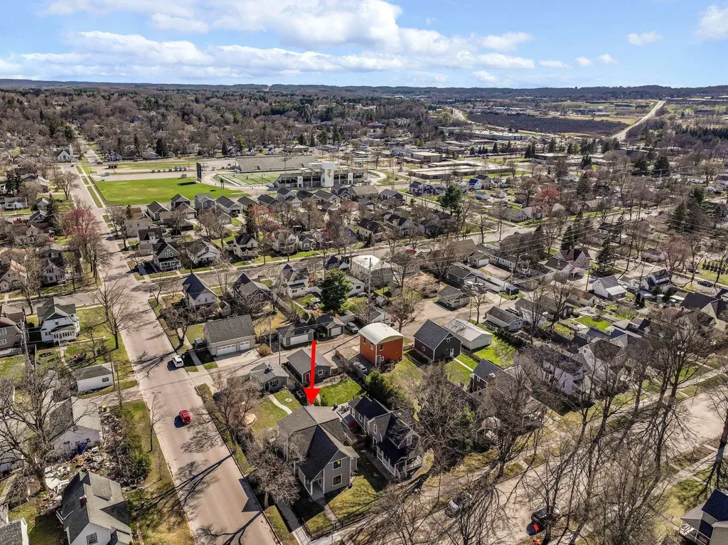 303 W Eleventh Street Traverse City City MI 49684