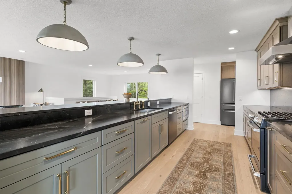 10191 Peninsula Drive Peninsula Township MI 49686