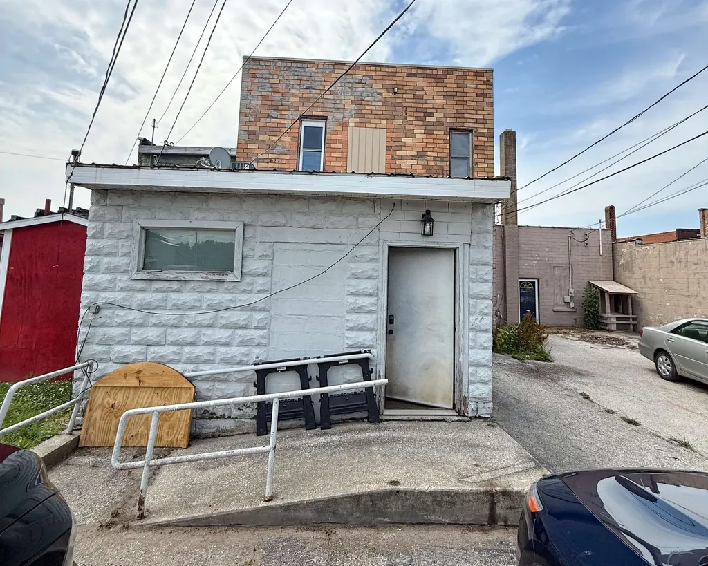 133 S Main Street Scottville City MI 49454