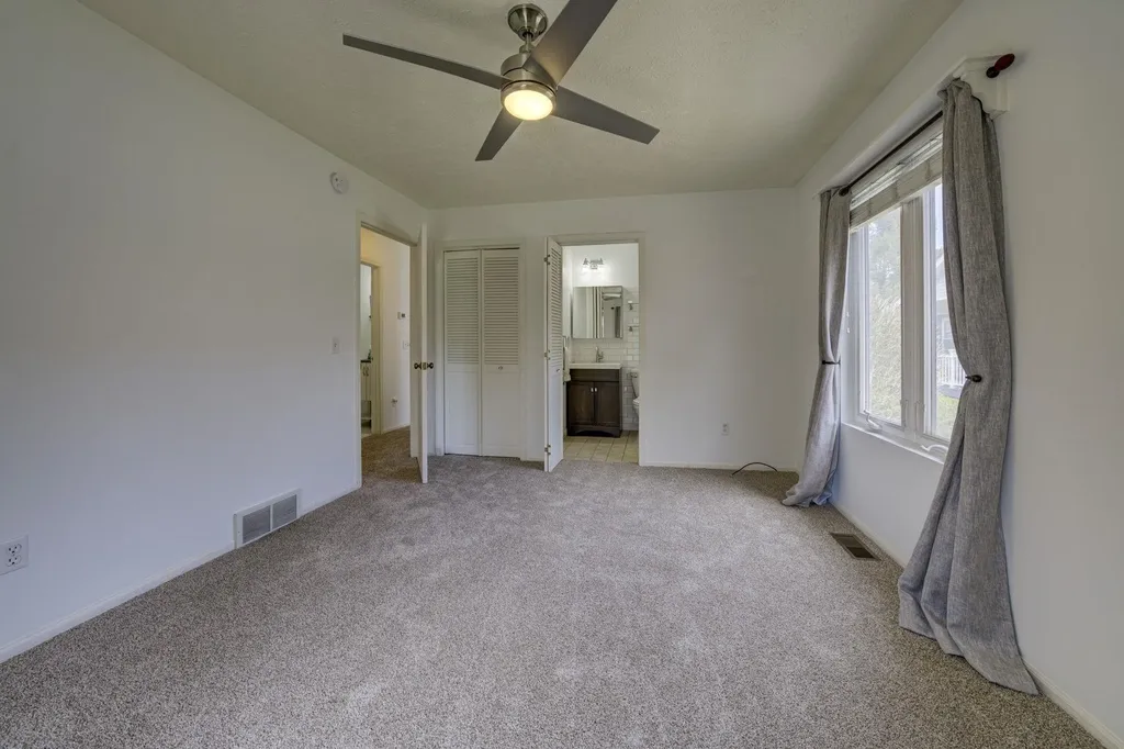 2985 Emerald Isle Garfield Charter Township MI 49684