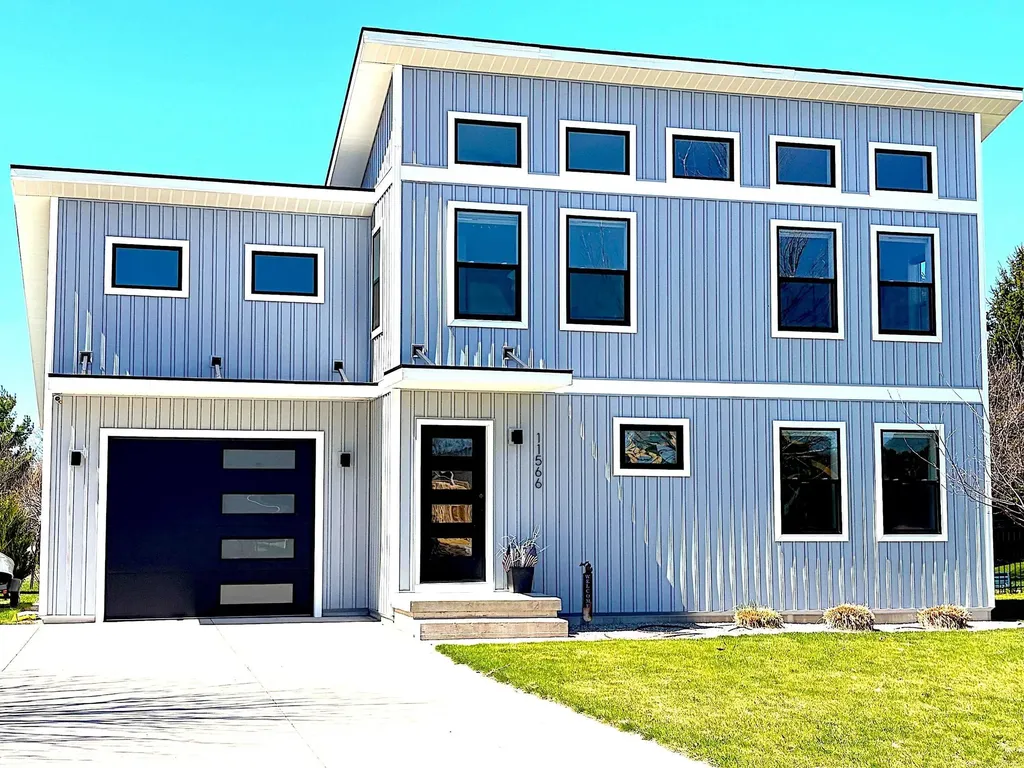 11566 S Sunset Drive Empire Township MI 49630