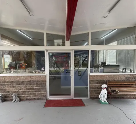 829 S Lakeshore Drive Lake City City MI 49651