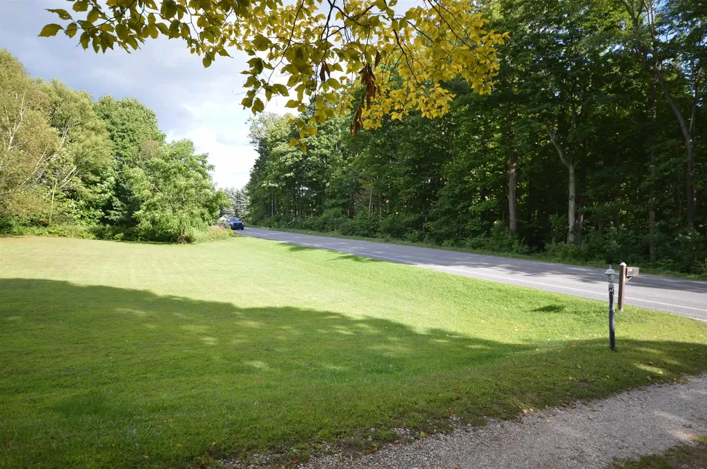 6830 Youker Road Green Lake Township MI 49637