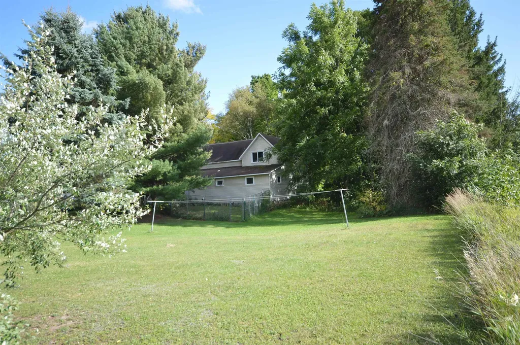 6830 Youker Road Green Lake Township MI 49637