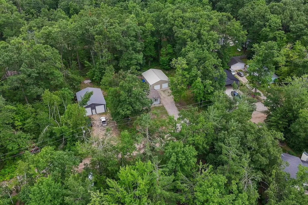 7690 Arrowroot Hayes Township MI 49735