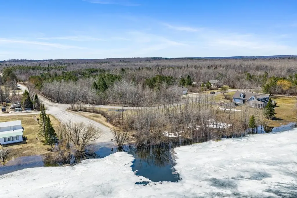 V/l Paradise Lane Carp Lake Township MI 49755