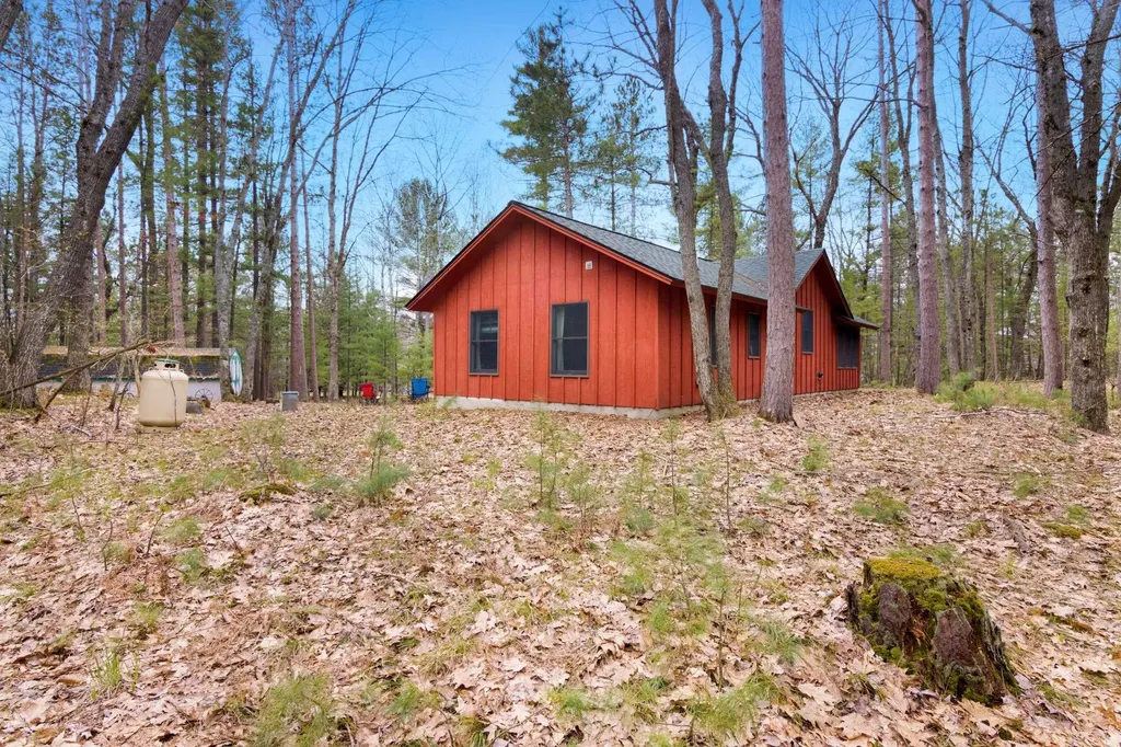 7578 S River Road SW Kalkaska Township MI 49646
