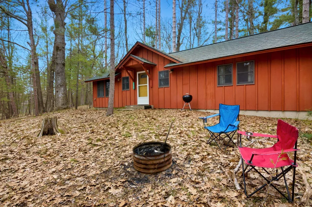 7578 S River Road SW Kalkaska Township MI 49646