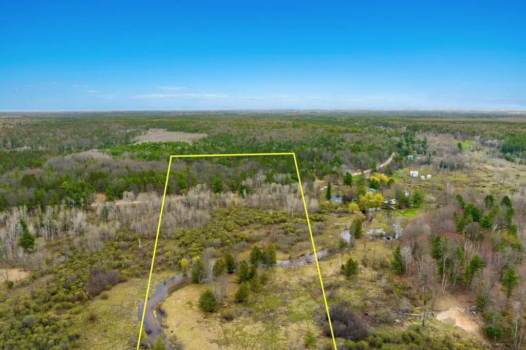 7578 S River Road SW Kalkaska Township MI 49646