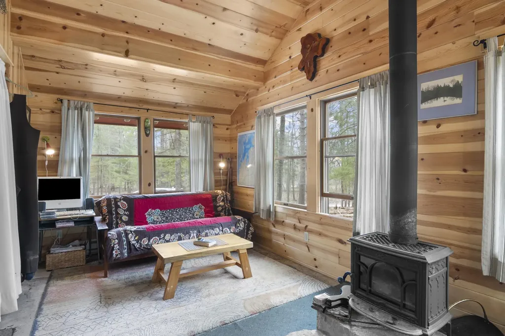 7578 S River Road SW Kalkaska Township MI 49646