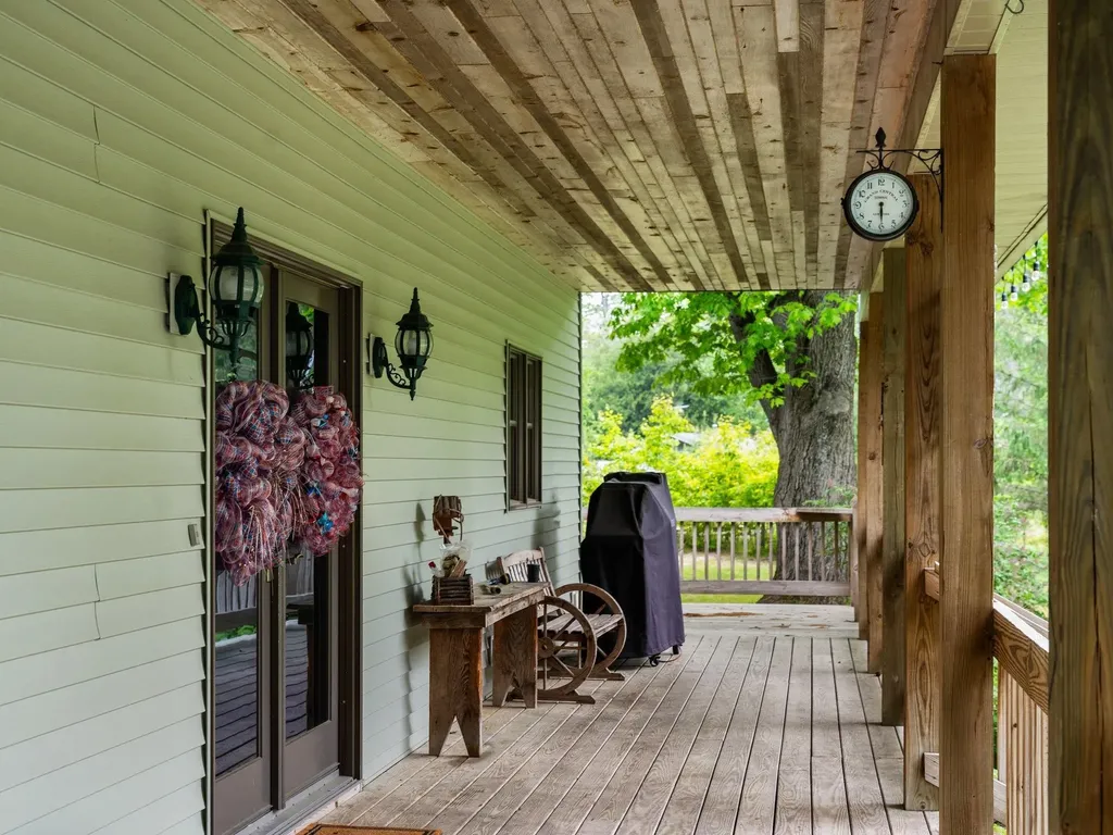 8415 W Workman Road Lake Township MI 49651