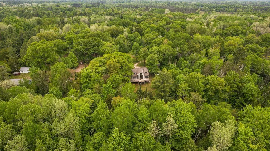 8415 W Workman Road Lake Township MI 49651