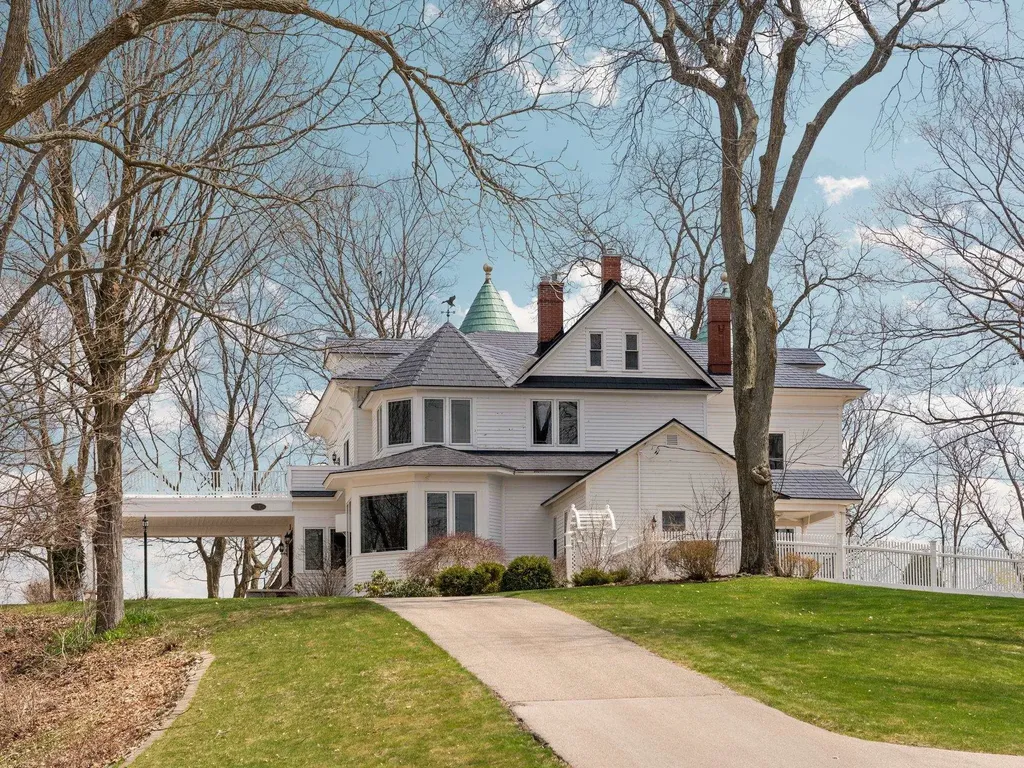 3515 Jefferson Avenue Garfield Charter Township MI 49684