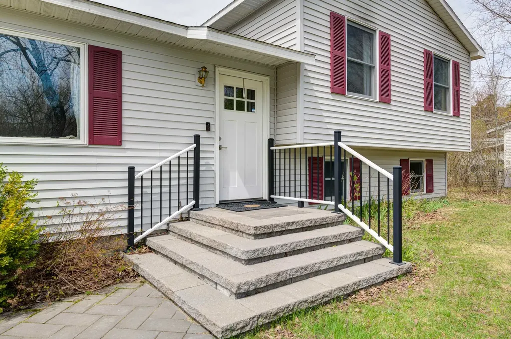 2575 Reily Court Long Lake Township MI 49685