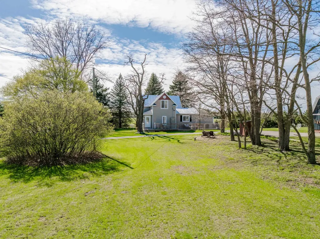 3105 Supply Road East Bay Township MI 49696