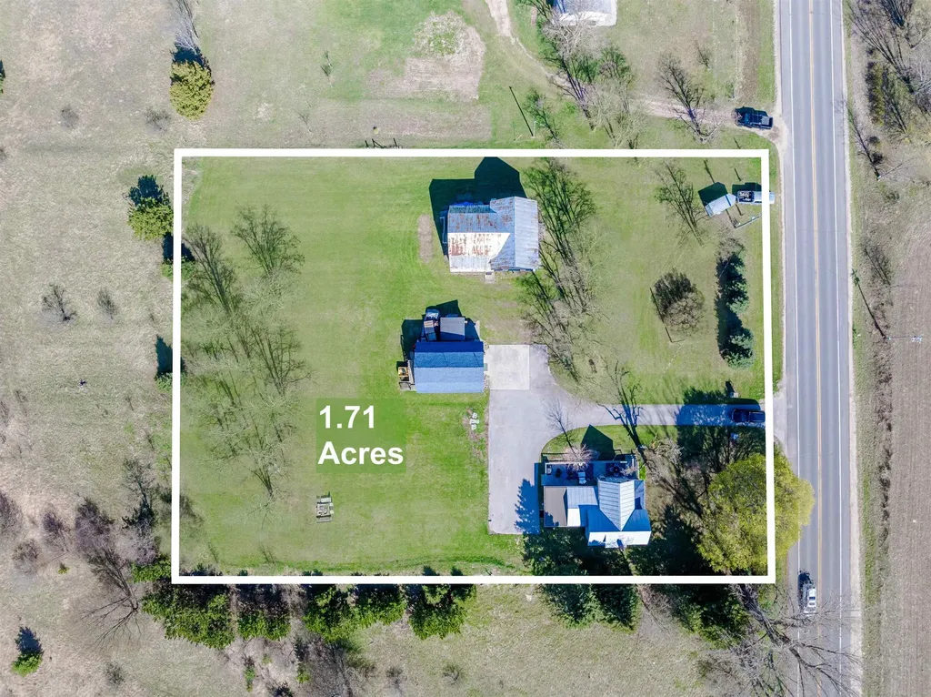 3105 Supply Road East Bay Township MI 49696
