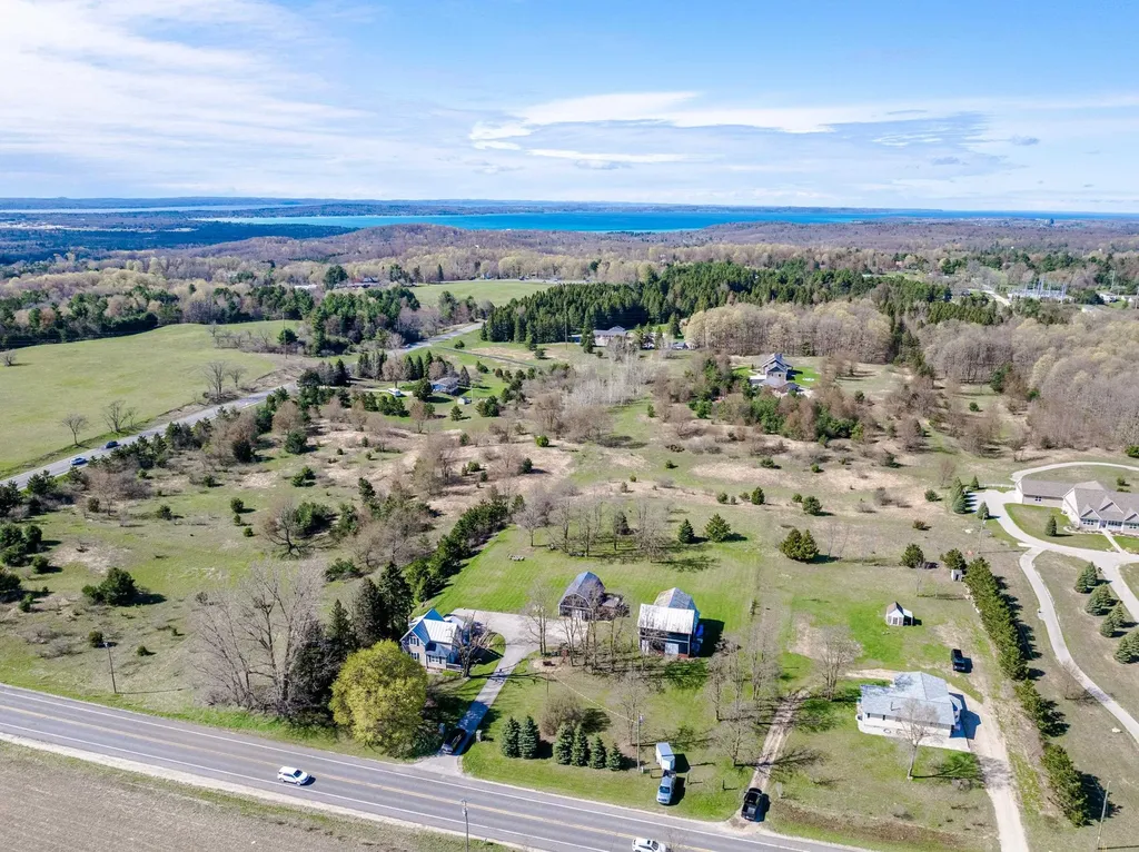 3105 Supply Road East Bay Township MI 49696