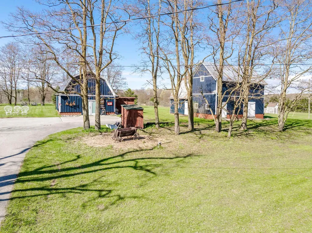 3105 Supply Road East Bay Township MI 49696