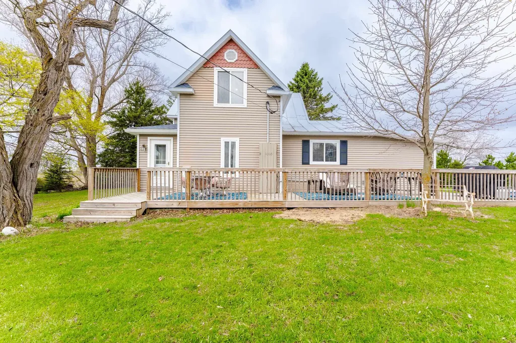 3105 Supply Road East Bay Township MI 49696