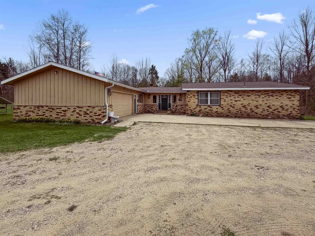 4411 N 11 Road Springville Township MI 49688
