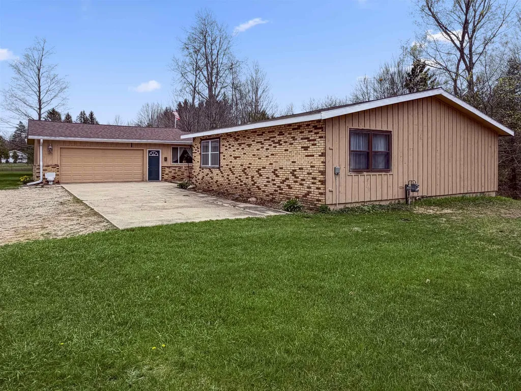 4411 N 11 Road Springville Township MI 49688