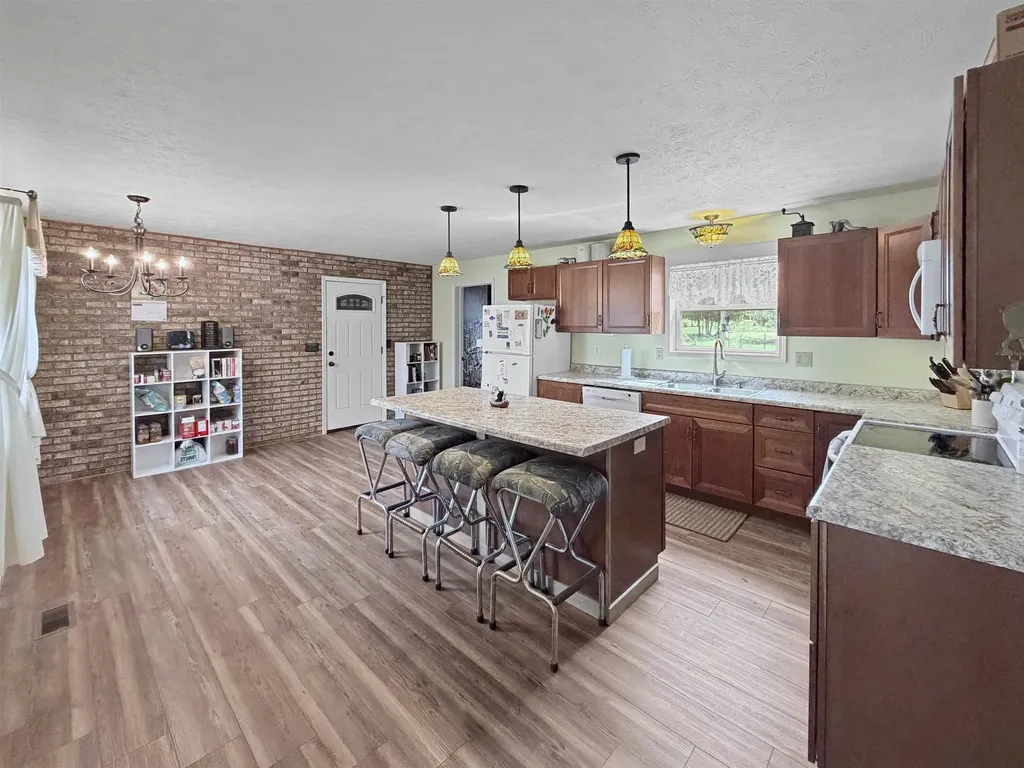 4411 N 11 Road Springville Township MI 49688