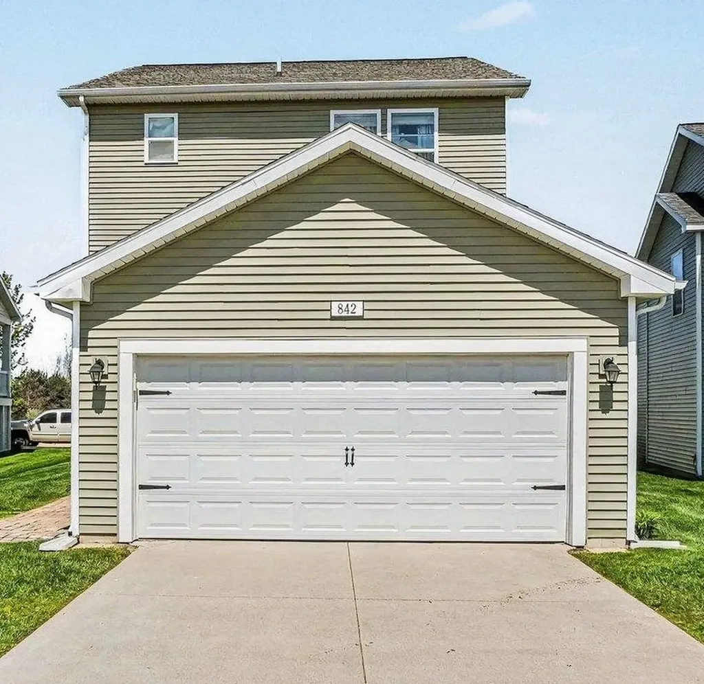 842 Winchester Street Unknown City MI 49423