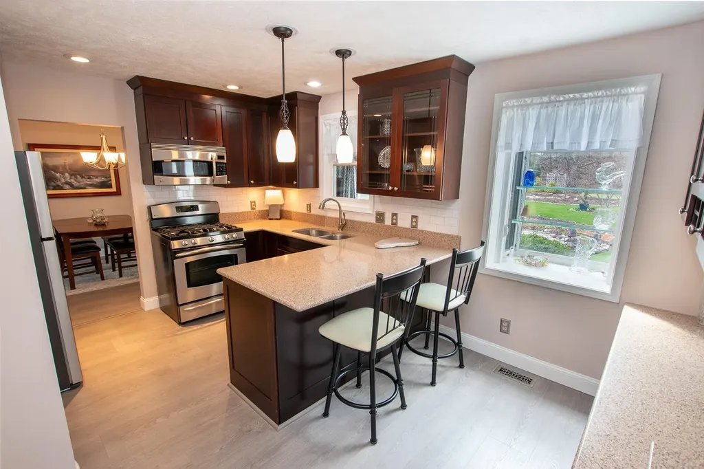7196 S West Bay Shore Drive Bingham Township MI 49684