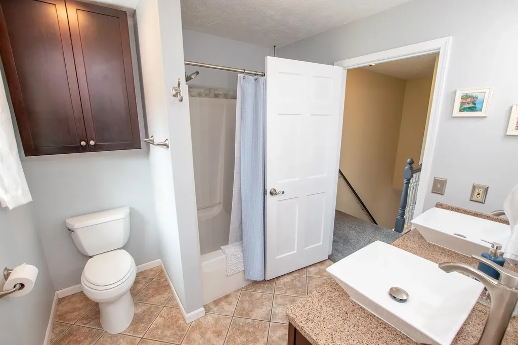 7196 S West Bay Shore Drive Bingham Township MI 49684