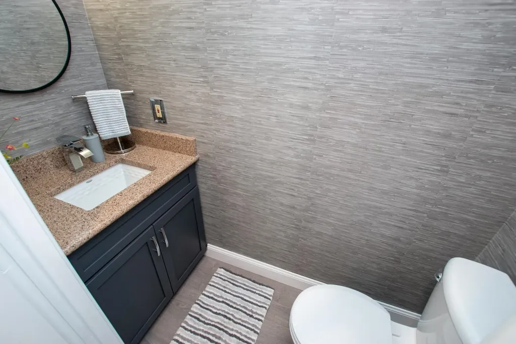 7196 S West Bay Shore Drive Bingham Township MI 49684