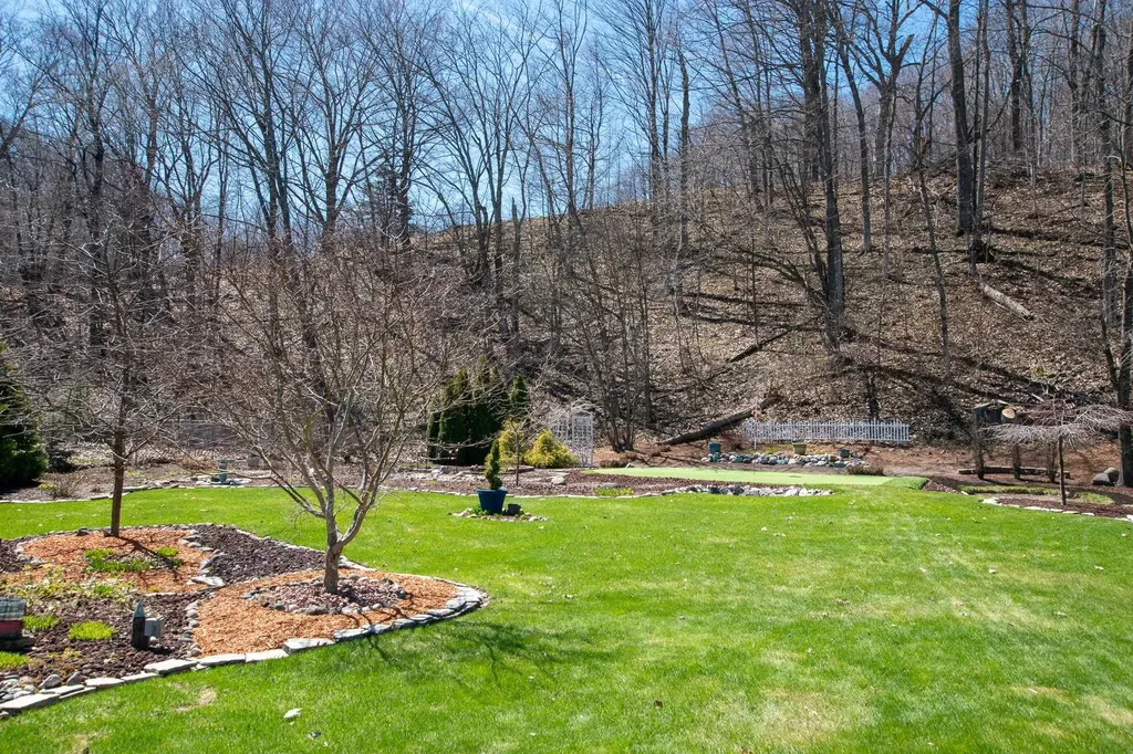 7196 S West Bay Shore Drive Bingham Township MI 49684