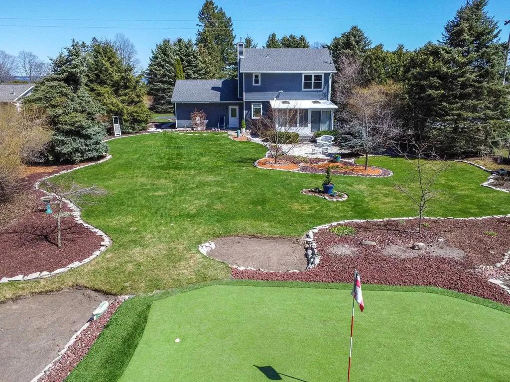 7196 S West Bay Shore Drive Bingham Township MI 49684