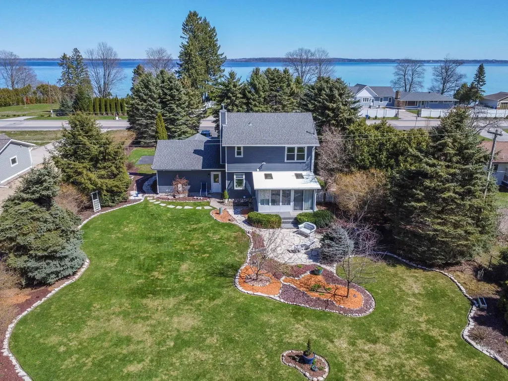 7196 S West Bay Shore Drive Bingham Township MI 49684