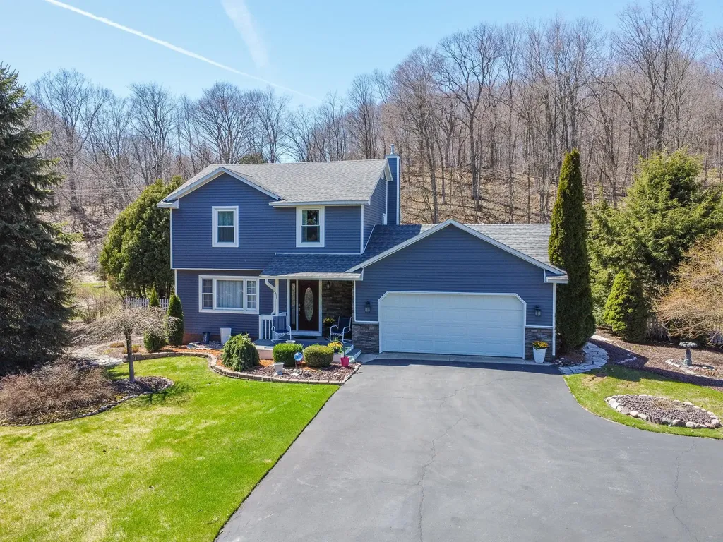 7196 S West Bay Shore Drive Bingham Township MI 49684