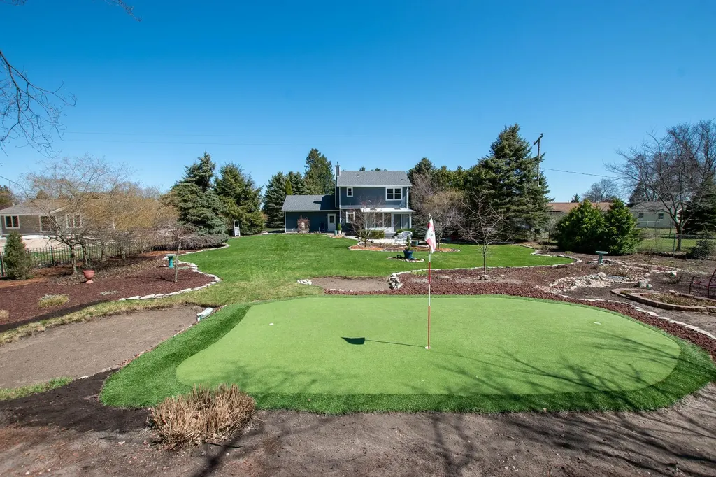 7196 S West Bay Shore Drive Bingham Township MI 49684