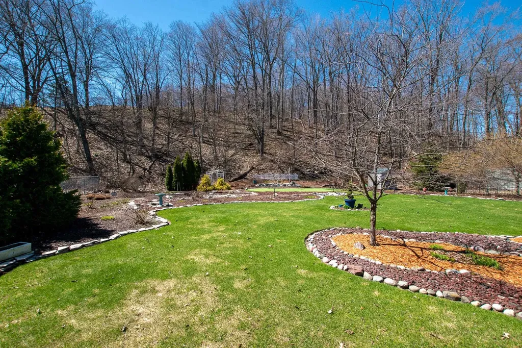 7196 S West Bay Shore Drive Bingham Township MI 49684