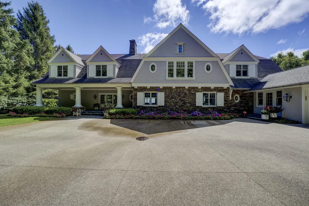 12935 N Northport Point Road Leelanau Township MI 49670
