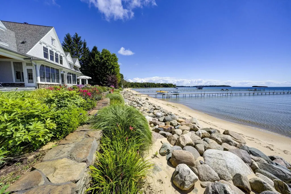 12935 N Northport Point Road Leelanau Township MI 49670