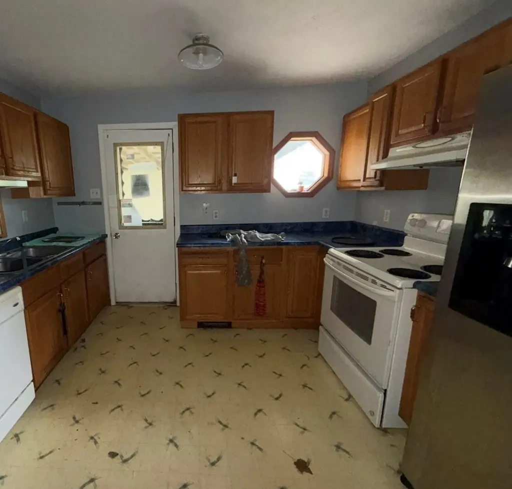 110 W Carl Street Hanover Township MI 49620