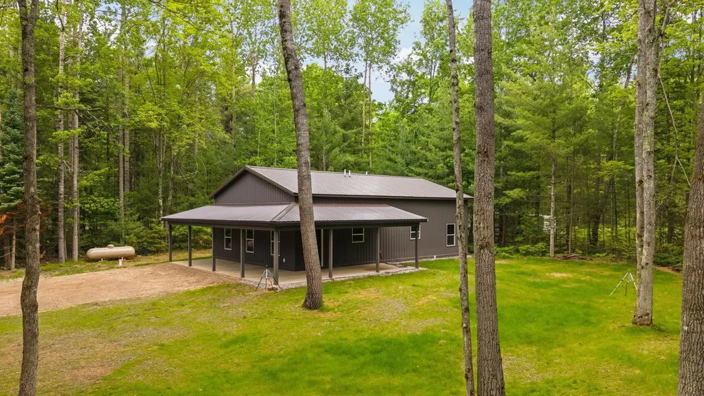 10927 Grand Kal Road Springfield Township MI 49633