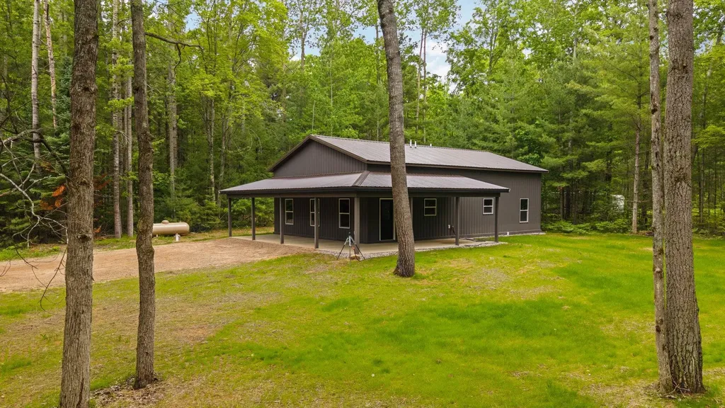 10927 Grand Kal Road Springfield Township MI 49633